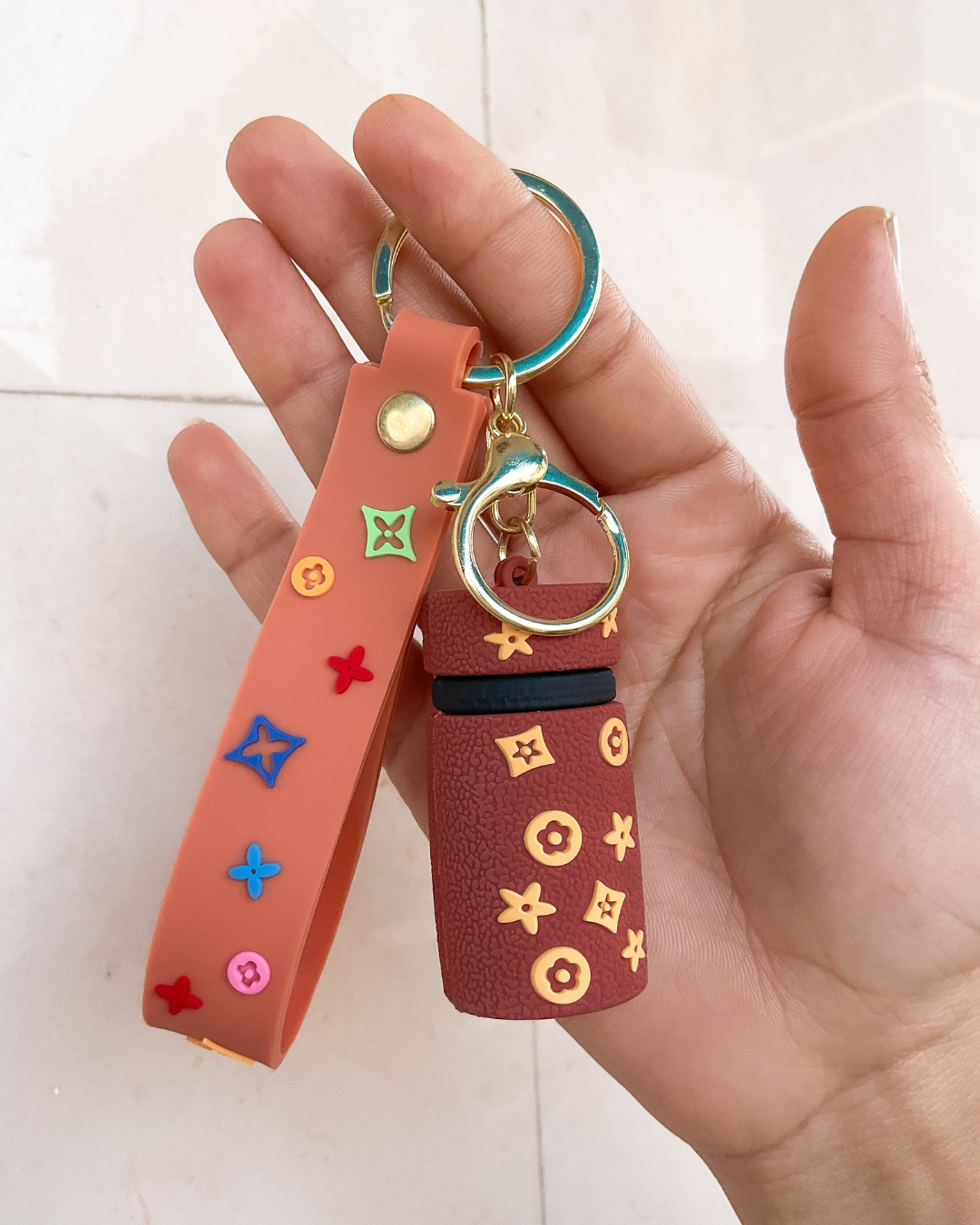 Cute Mini Coin Purse Keychain – Designer-Inspired Silicone Keyring Wallet | Aesthetic Bag Charm Accessory