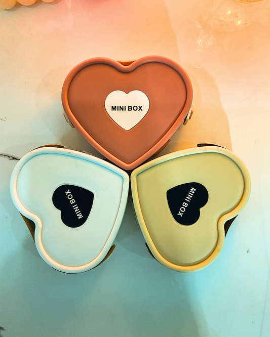 Heart-Shaped Small Jewelry Box Travel Jewelry Case Girls Mini Box for Rings Earrings Necklaces Organizing