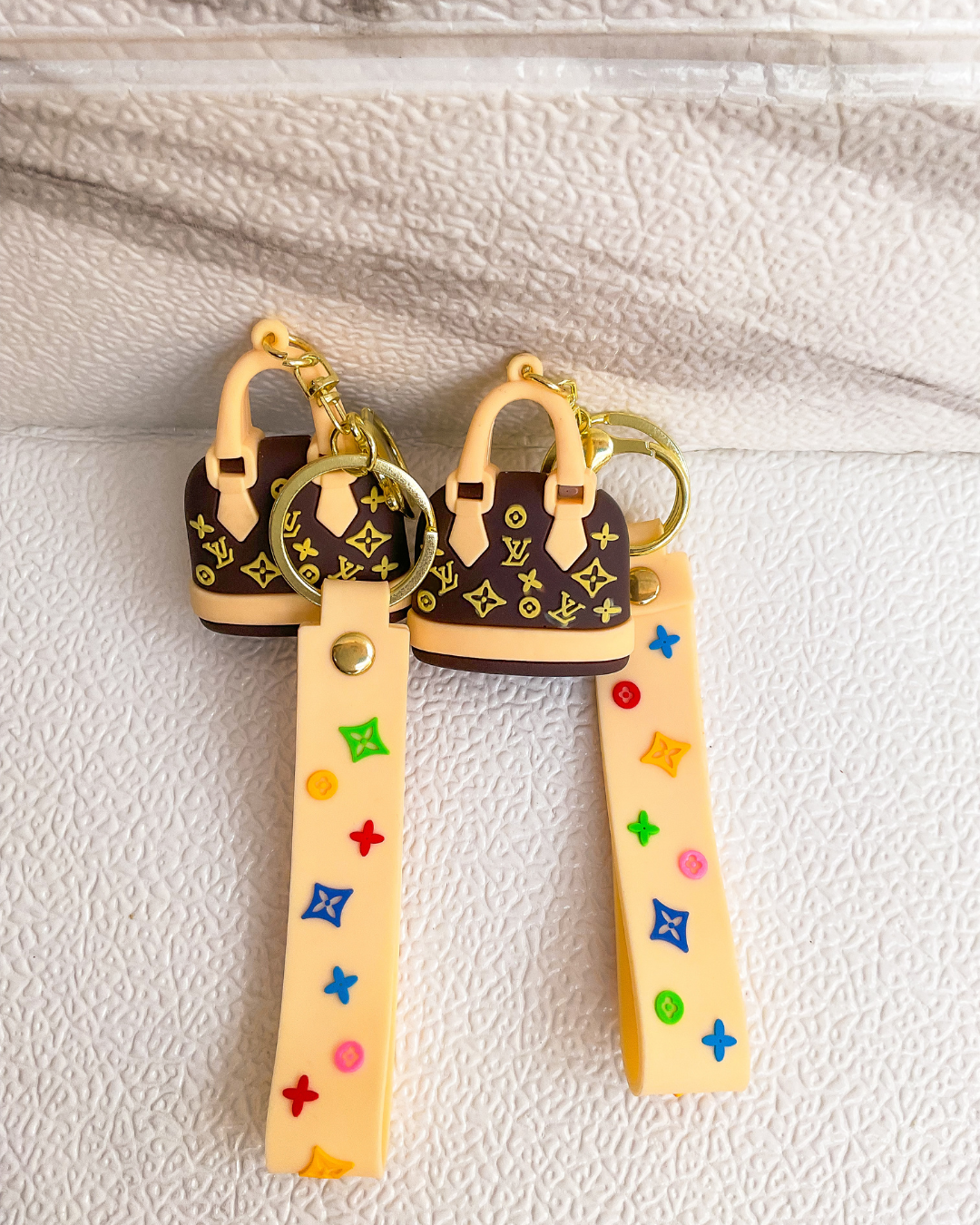 Mini Rubber Silicone Purse Keychain – Designer-Inspired Key Holder Bag Charm | Cute Aesthetic Accessory
